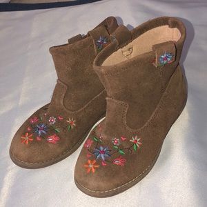 Hanna Anderson Elsa like boots floral suede 12